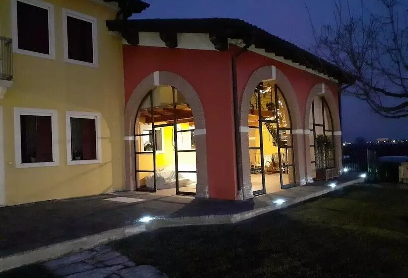 Aamiaismajoitus (B&B) El Canfin