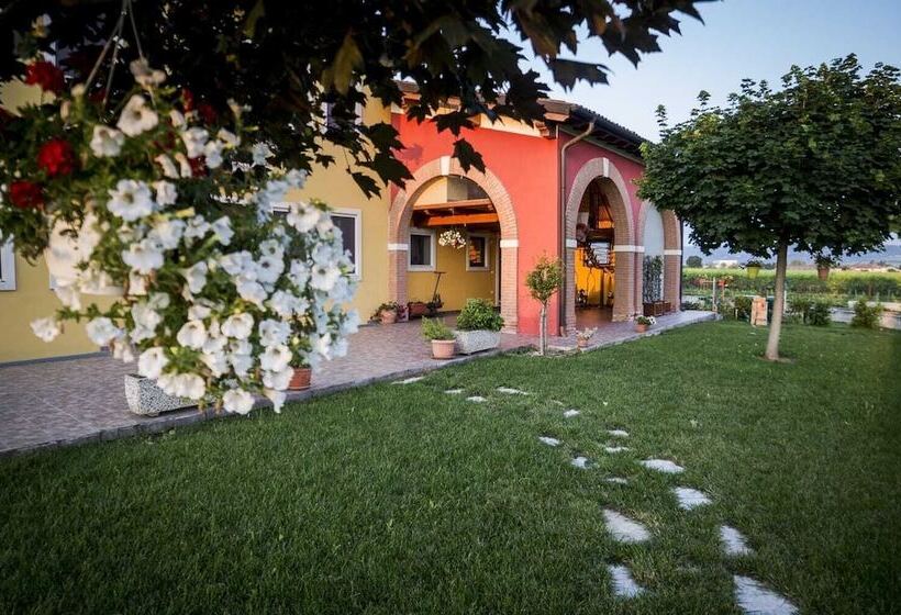 ベッドアンドブレックファースト El Canfin