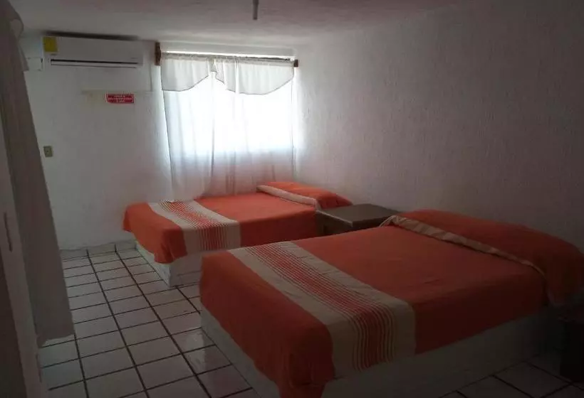 ホテル Condo  Los Girasoles
