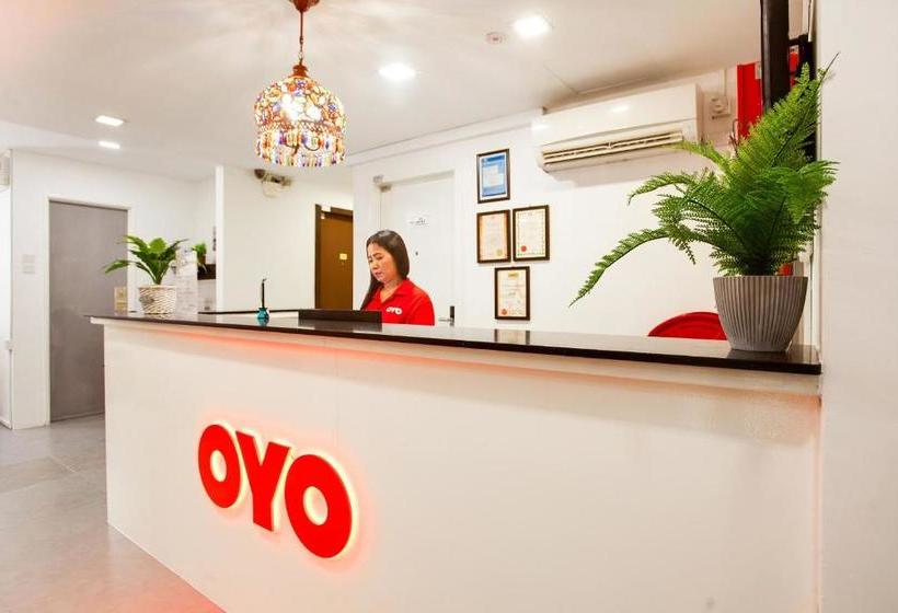 ホテル Oyo 89631 988