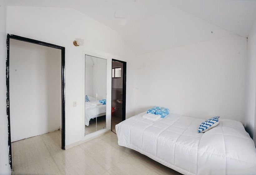 בית מלון כפרי Paradise Lake Finca