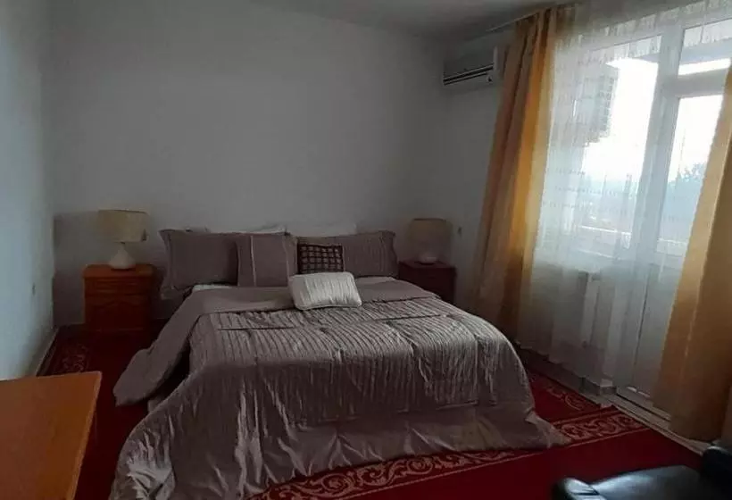Motel International