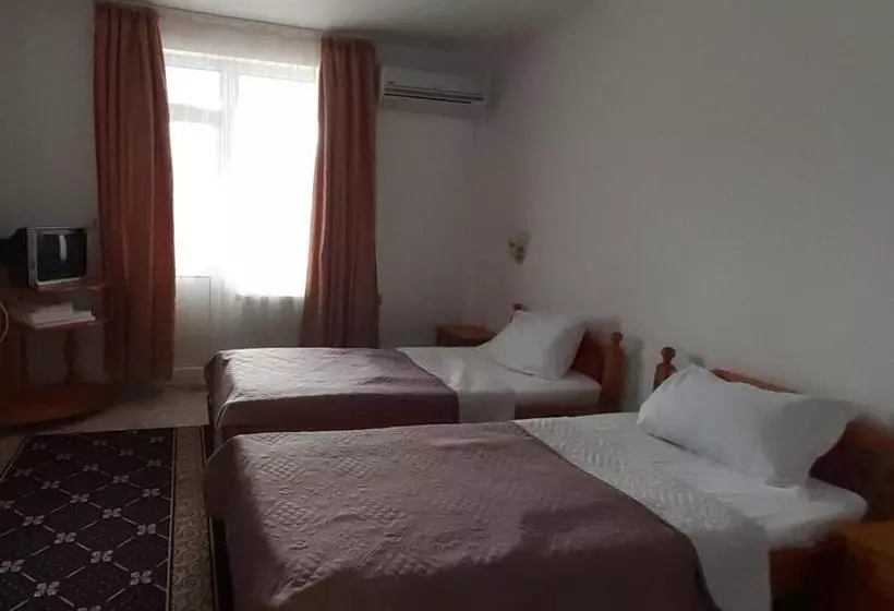 Motel International