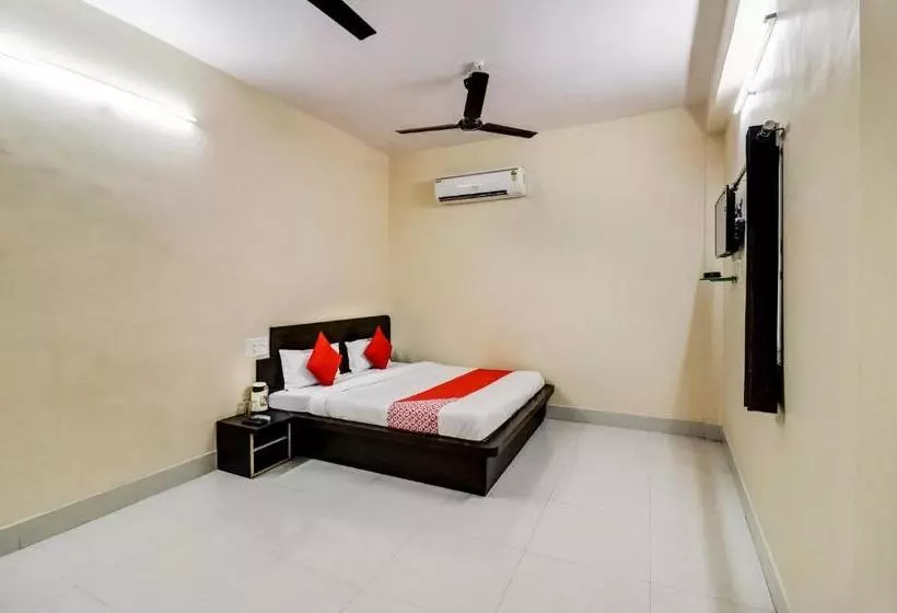 ホテル Oyo 65309  Chandni Palace