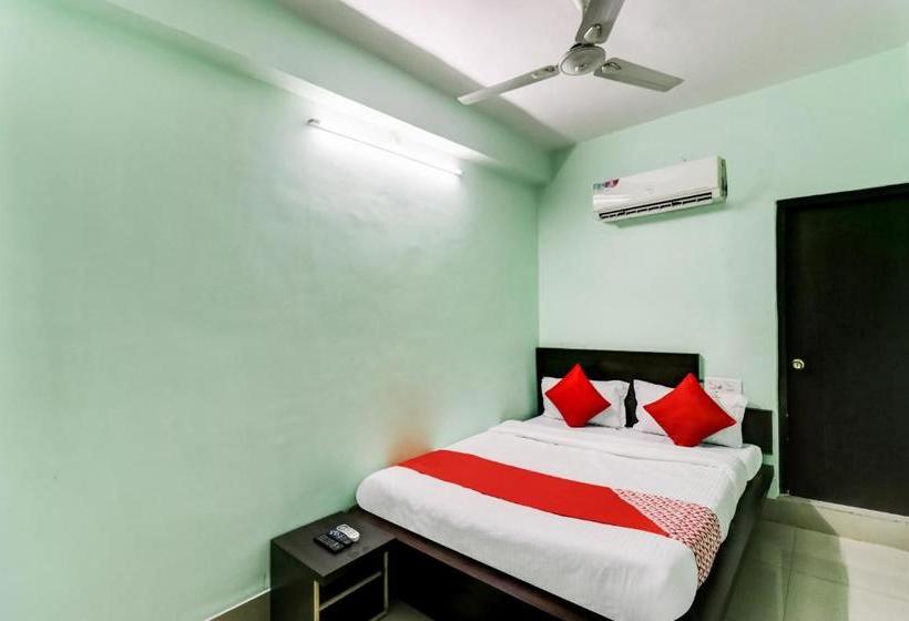 호텔 Oyo 65309 Chandni Palace