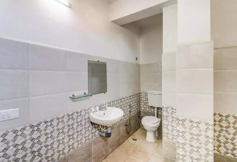 ホテル Oyo 65309  Chandni Palace