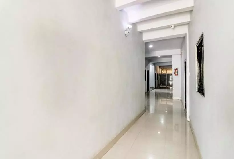 ホテル Oyo 65309  Chandni Palace