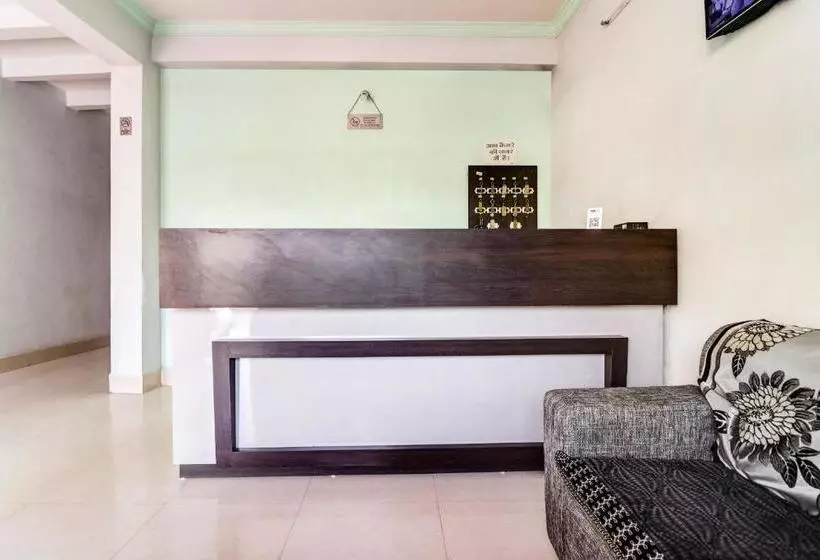 ホテル Oyo 65309  Chandni Palace