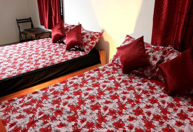 Hotel Rainbow Residency