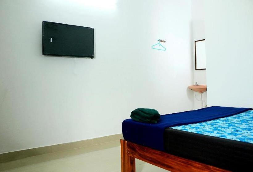 Hotel Rainbow Residency