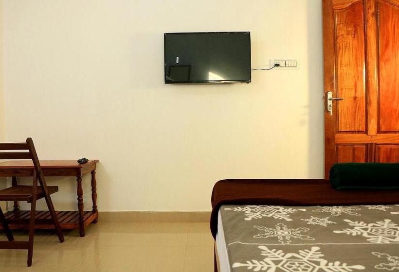 Hotel Rainbow Residency