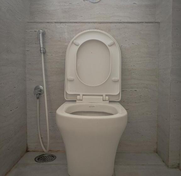 هتل Sports Icon Suites