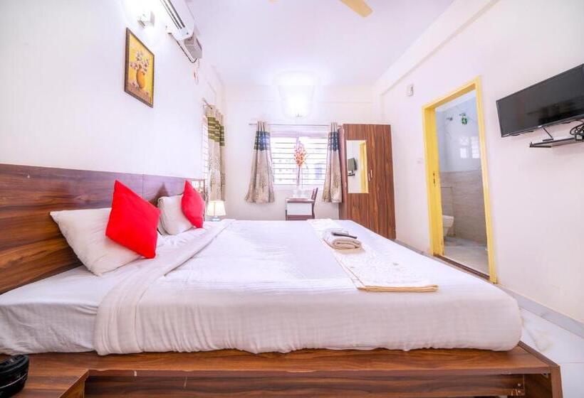 هتل Sports Icon Suites