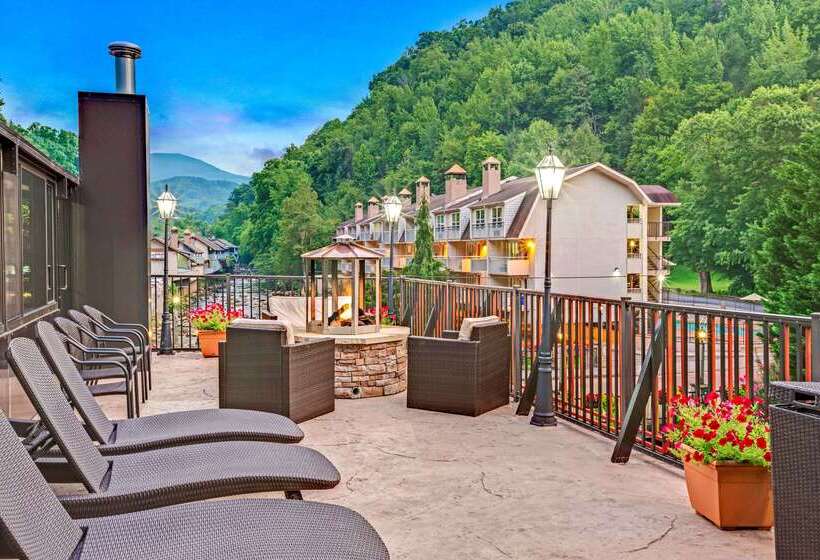فندق Baymont By Wyndham Gatlinburg On The River