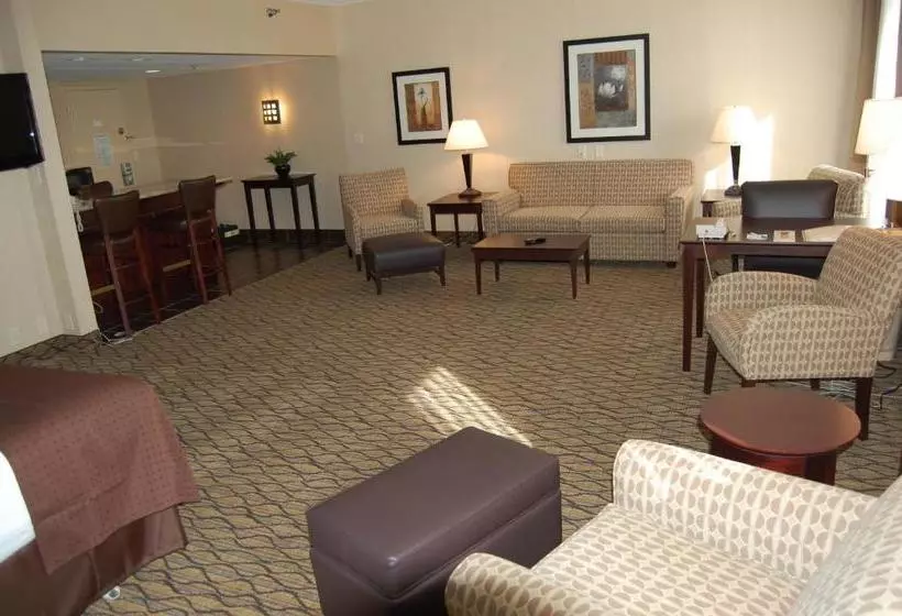 هتل Riverside Plaza