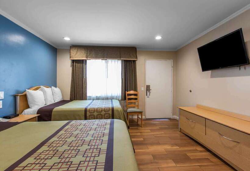 ホテル Rodeway Inn Escondido Downtown