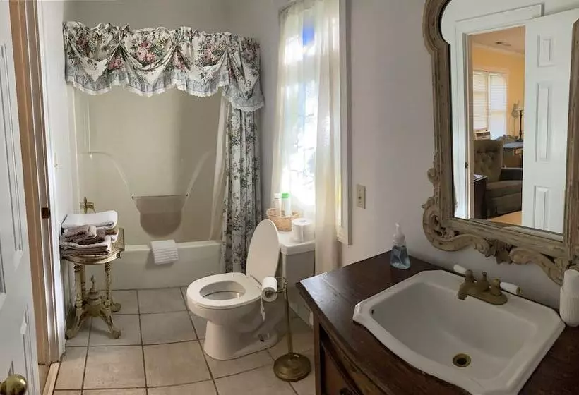 酒店 Rose House Inn