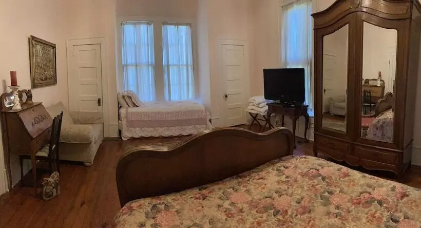 酒店 Rose House Inn