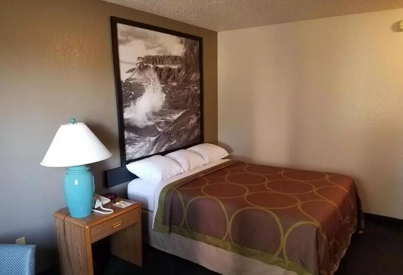 בית מלון כפרי Super 8 By Wyndham Houghton Lake