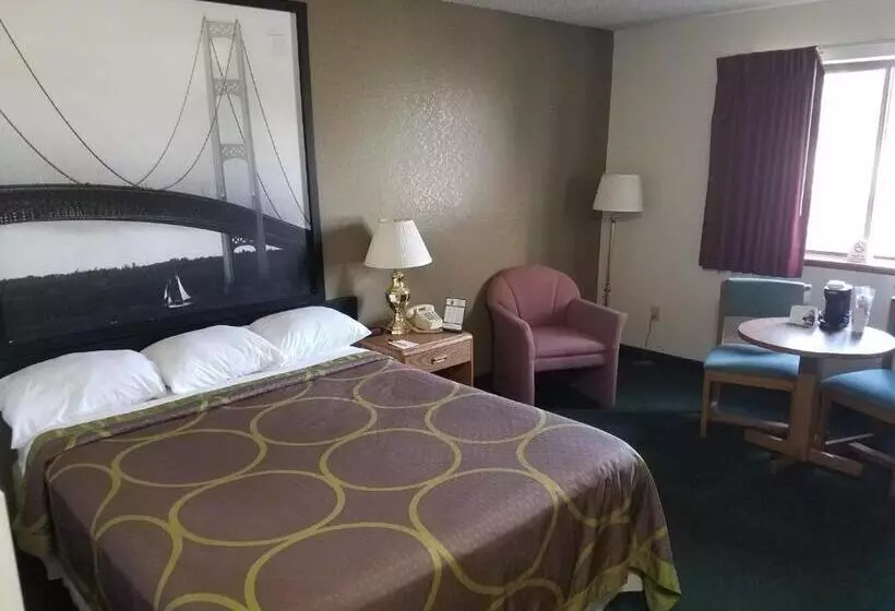 בית מלון כפרי Super 8 By Wyndham Houghton Lake