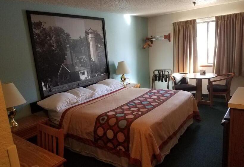 فندق Super 8 By Wyndham Houghton Lake