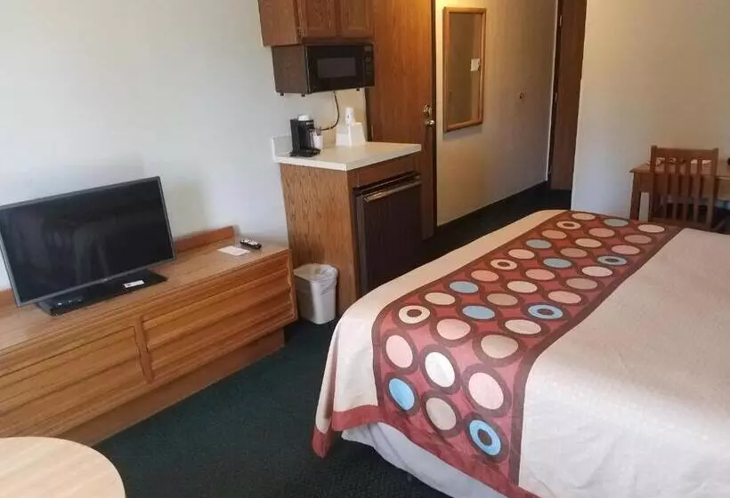 בית מלון כפרי Super 8 By Wyndham Houghton Lake