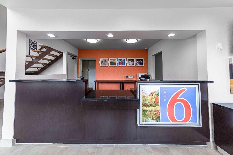 Motel 6 Warminster, Pa
