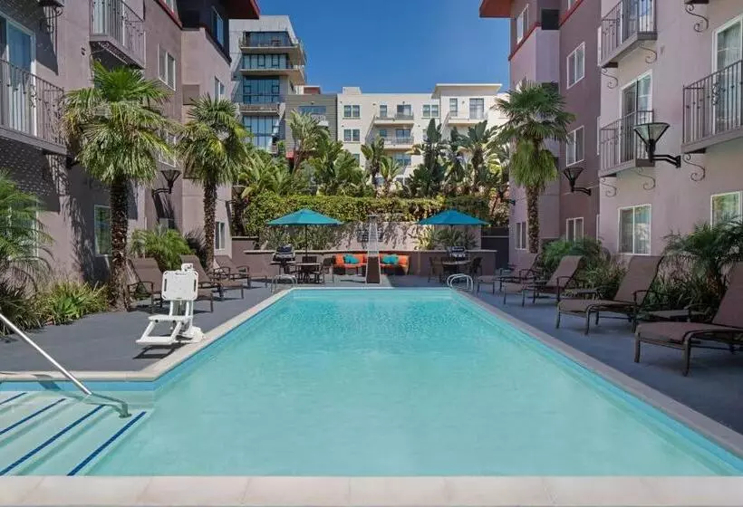 Residence Inn By Marriott San Diego Downtown