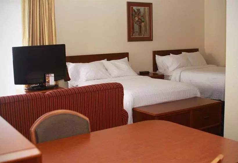 레지던스 Gatehouse Suites East Lansing