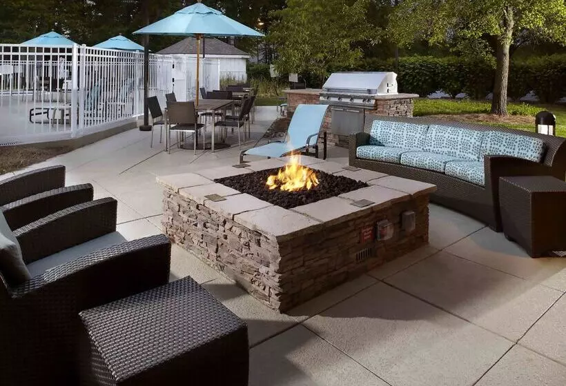 Residentie Sonesta Es Suites Cincinnati  Blue Ash