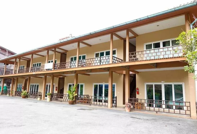 Hotelli Baan Subtawee