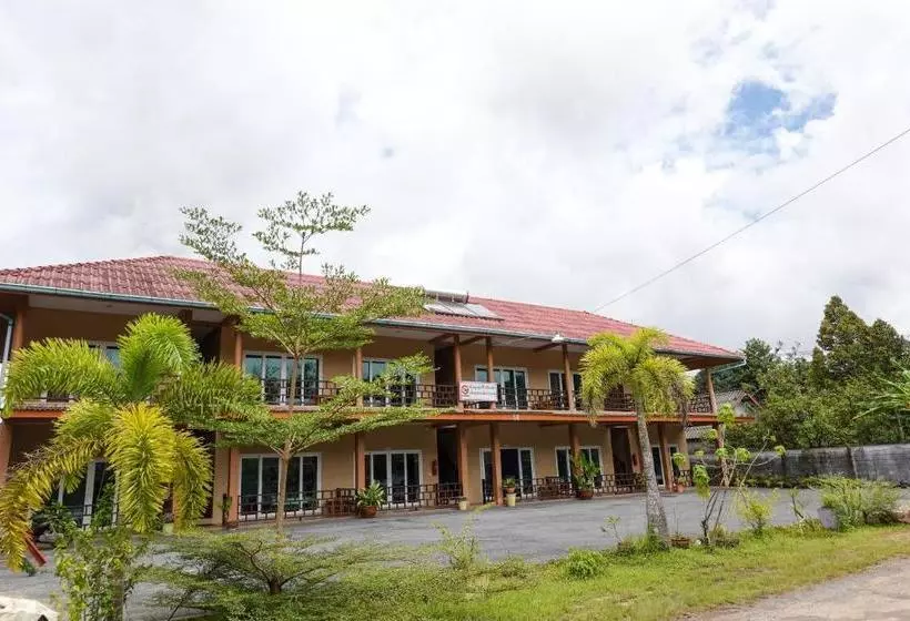 Hotelli Baan Subtawee