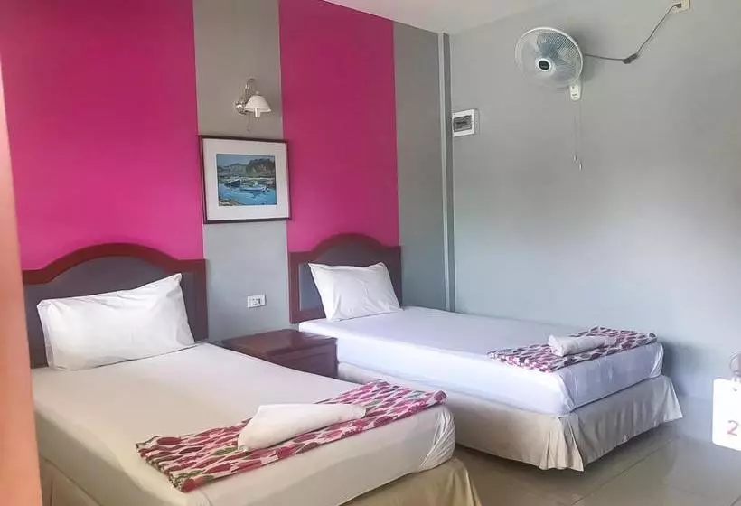 Hotelli Baan Subtawee