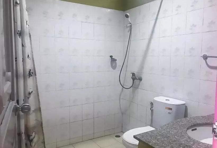 Hotelli Baan Subtawee