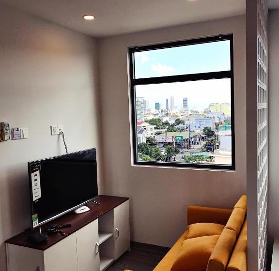 هتل Hưng Thành Luxury  & Apartments