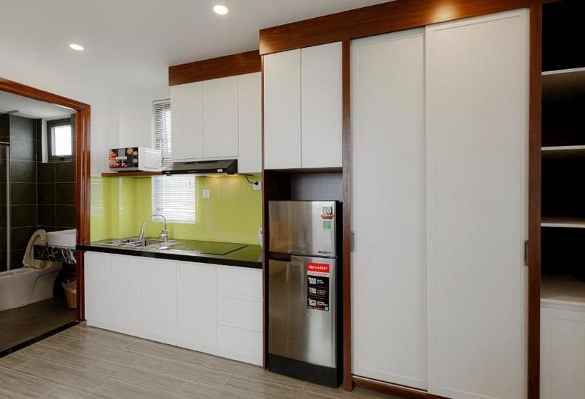 هتل Hưng Thành Luxury  & Apartments