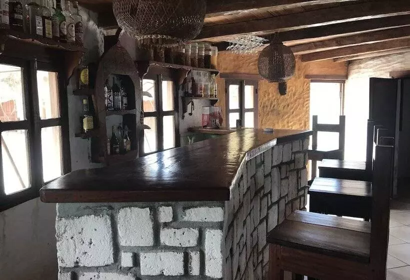 پانسیون Manga Lodge