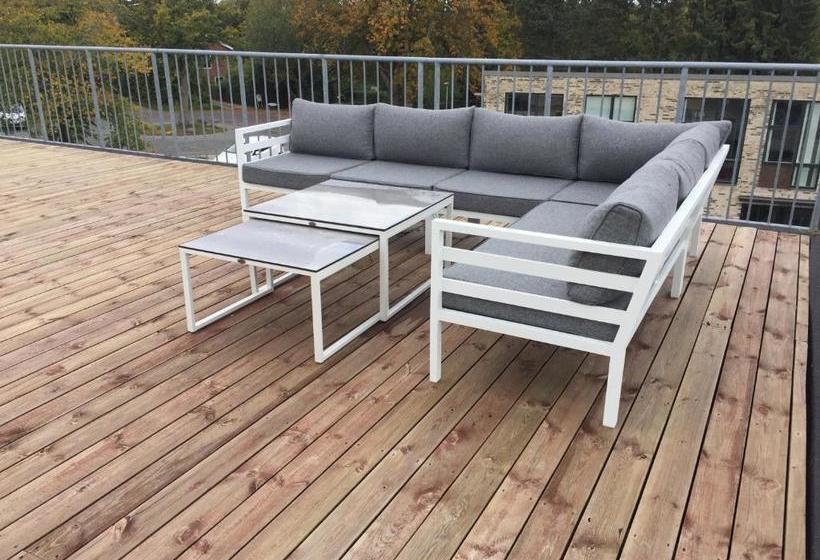 בית מלון כפרי B