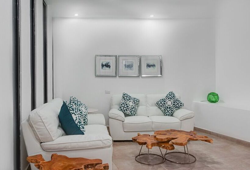 هتل Casa Esferica