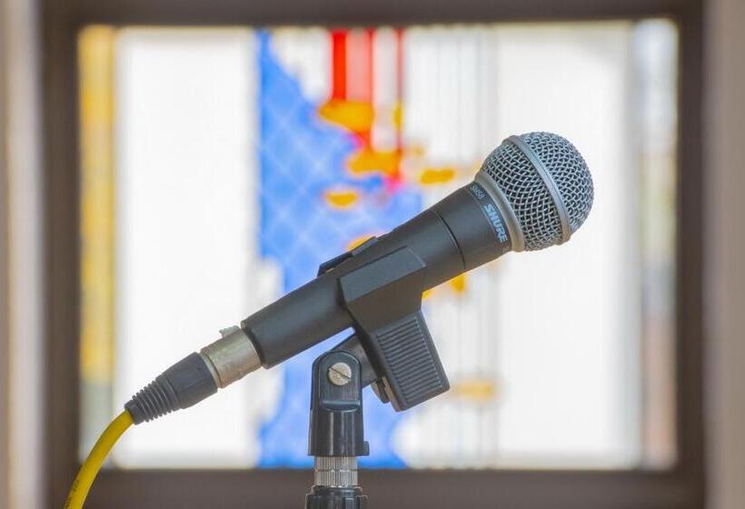 Szálloda Christliche Gästehäuser Weinstraße