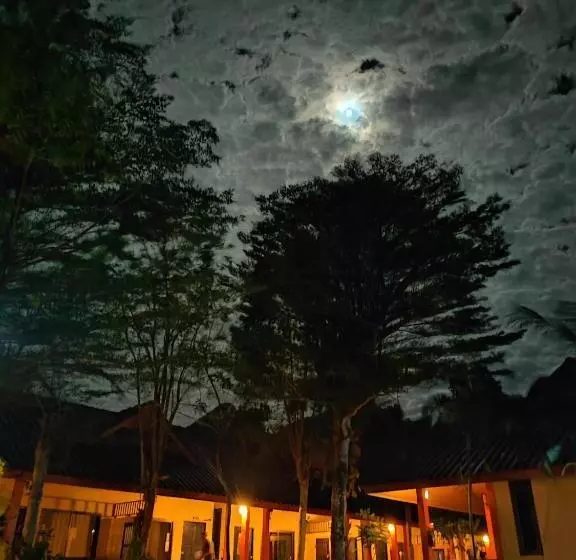 Hotelli Penny S Resort