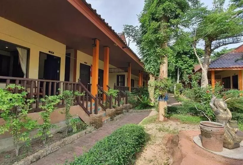 Hotelli Penny S Resort