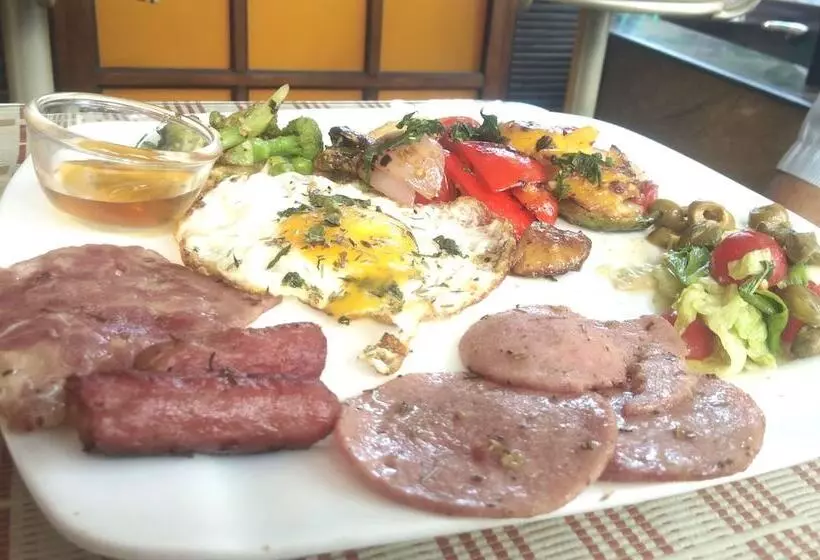 Hotelli Spicy Bella Resort