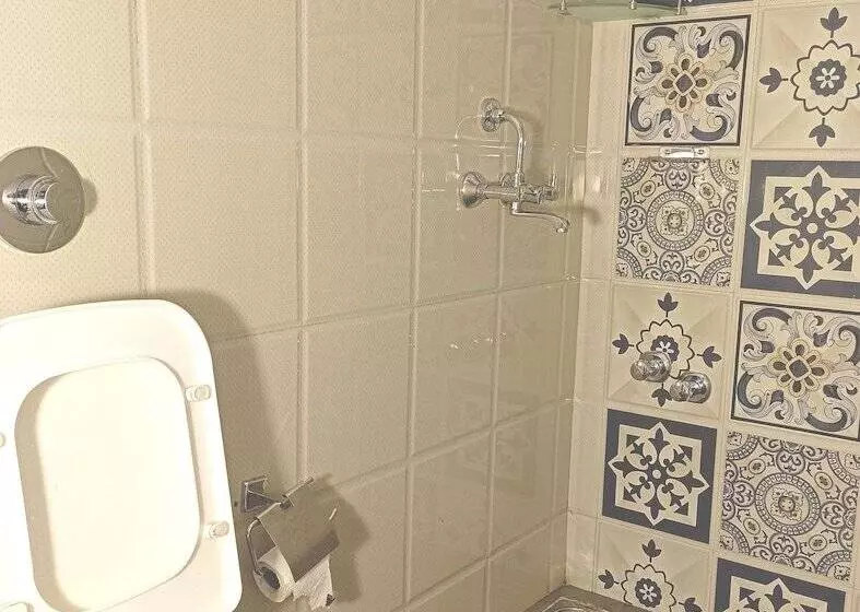 Hotelli Spicy Bella Resort