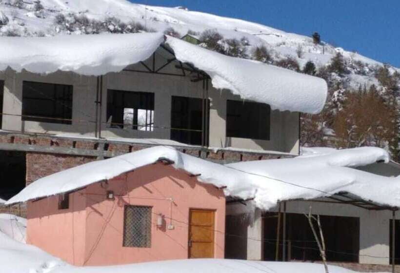 בית מלון כפרי The Snow City