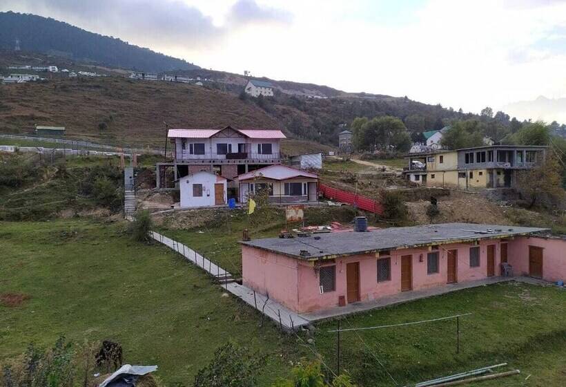 בית מלון כפרי The Snow City