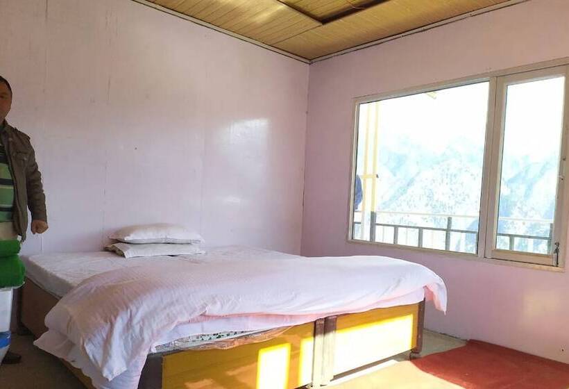 בית מלון כפרי The Snow City