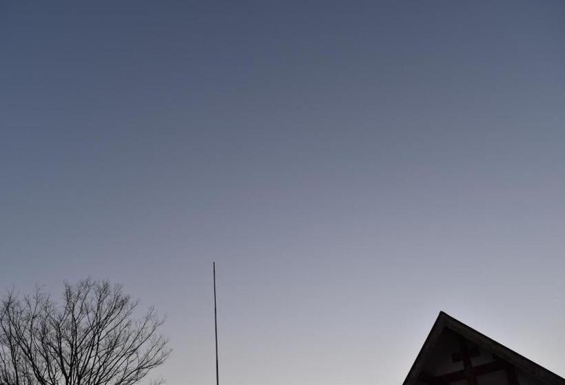 פנסיון Guesthouse Arugamama