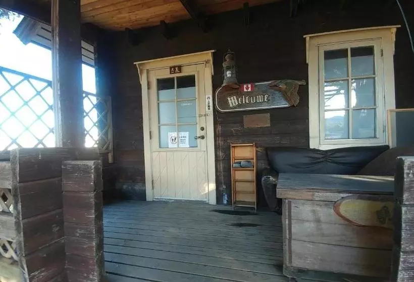 Majatalo Guesthouse Arugamama