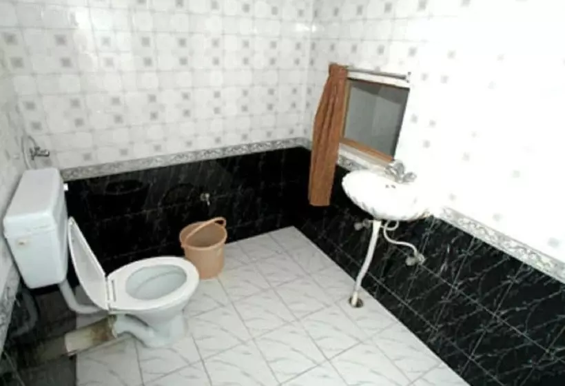 هتل Goroomgo Sai Palace Agra